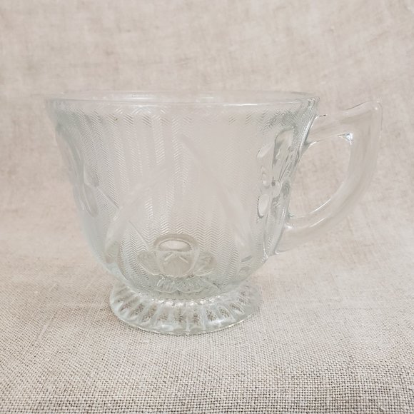 Vintage Jeannette Co. Iris & Herringbone -  3" Clear Glass Cup - Picture 1 of 6